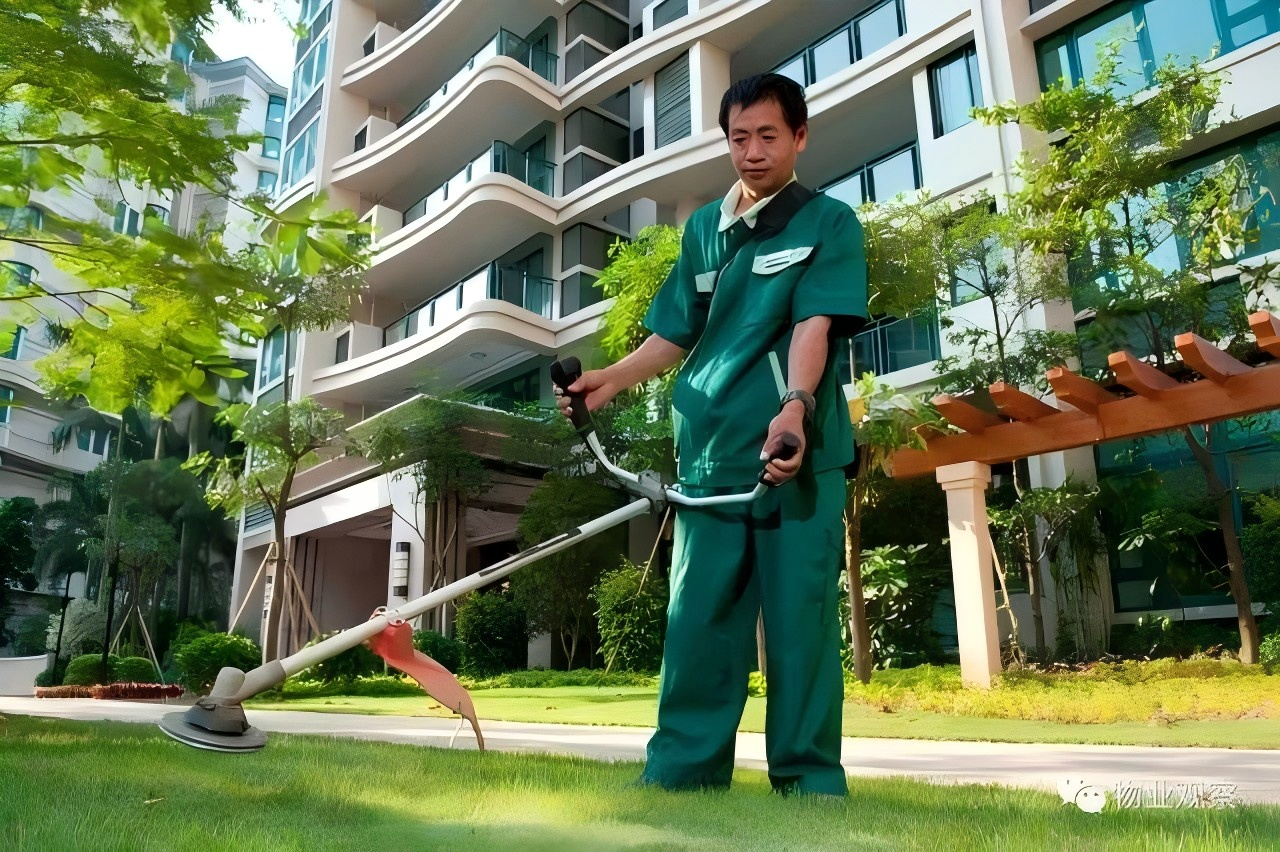 南京乾方物业荣获QES证书，磐正认证助力企业迈向新高度